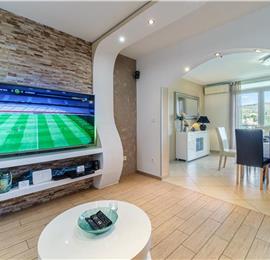 6 bedroom villa with pool in Milna, Brac Island sleeps 11